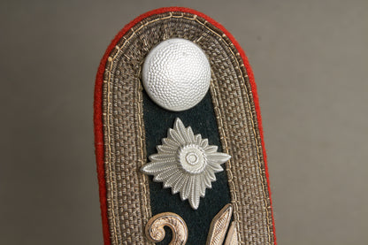 Wehrmacht Artillerie Unteroffizier Shoulder board. Tunic removed. Original.