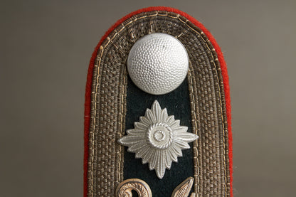Wehrmacht Artillerie Unteroffizier Shoulder board. Tunic removed. Original.