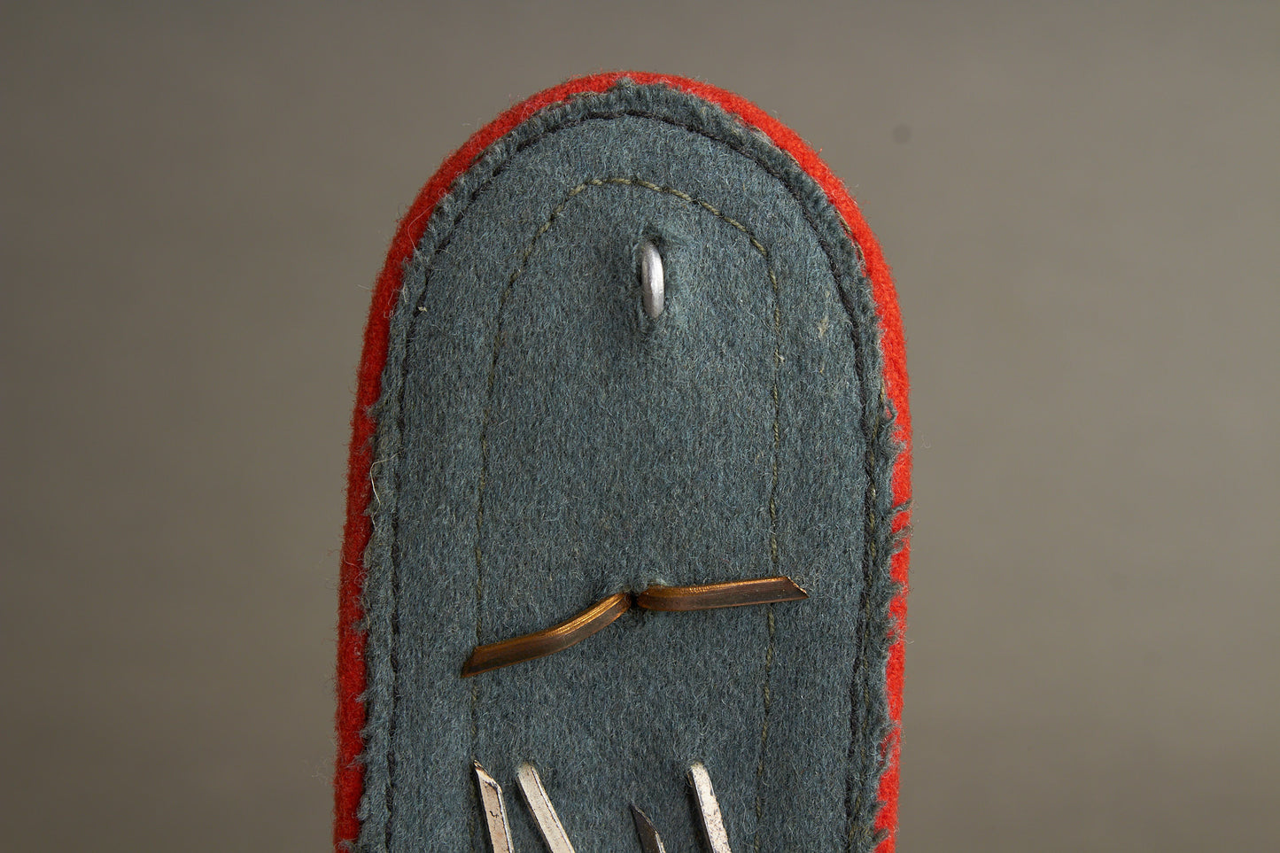 Wehrmacht Artillerie Unteroffizier Shoulder board. Tunic removed. Original.