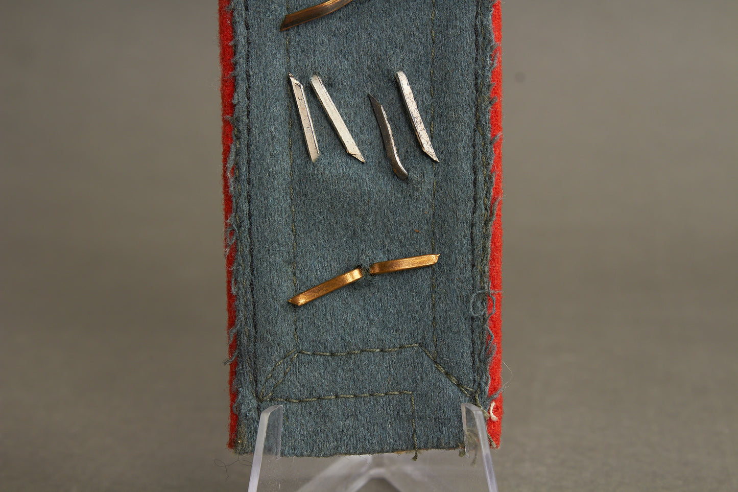 Wehrmacht Artillerie Unteroffizier Shoulder board. Tunic removed. Original.