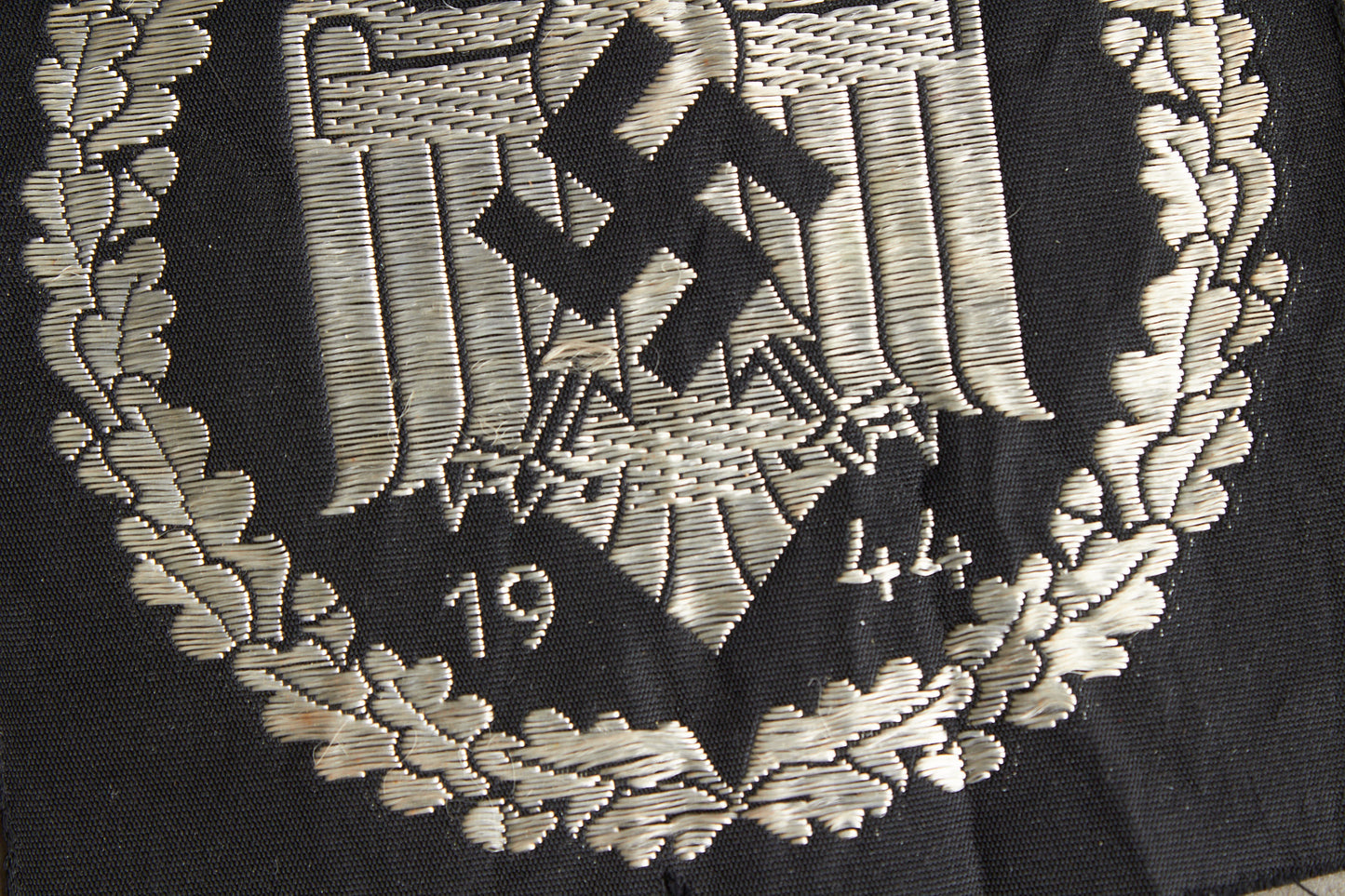 DRL "1944" Cloth "Leistungsabzeichen". Original.