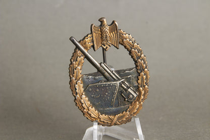 Kriegsmarine "Marine-Artillerie Kriegsabzeichen". Maker marked "Wiedmann". (hard to find maker). Original.