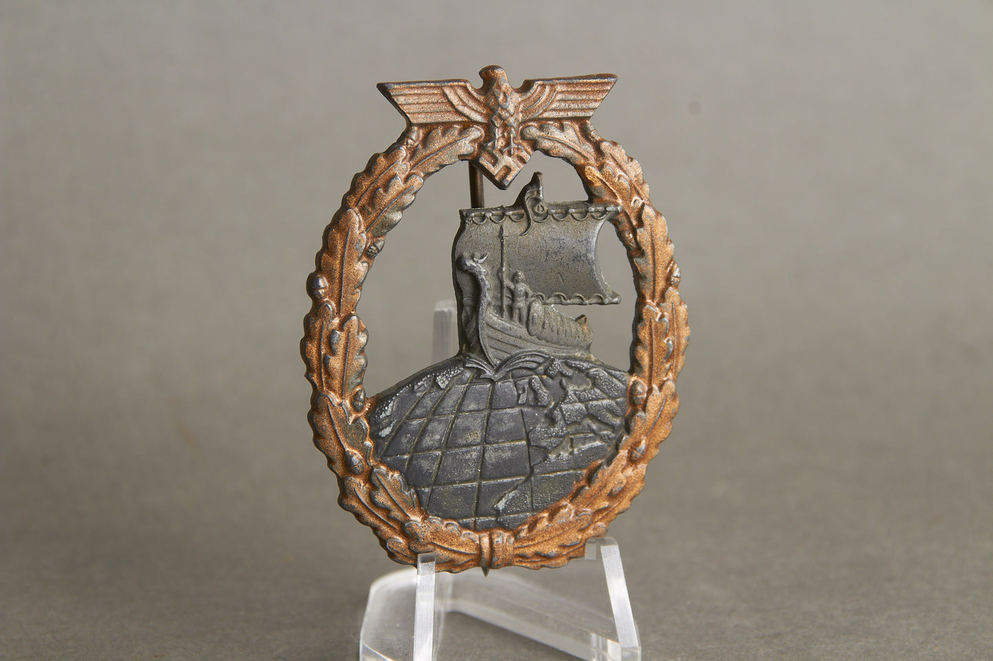 Kriegsmarine "Hilfskreuzer-Kriegsabzeichen". With initials "GK". Period made Rudolf Souval. Original.