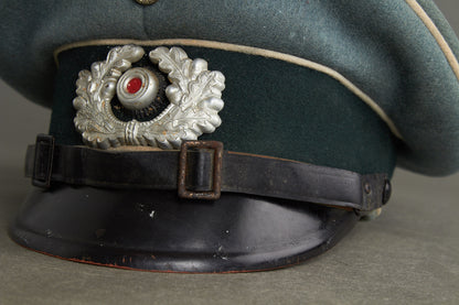 Wehrmacht Infanterie (Mannschaften/Unteroffiziere) Visor Cap. Original.