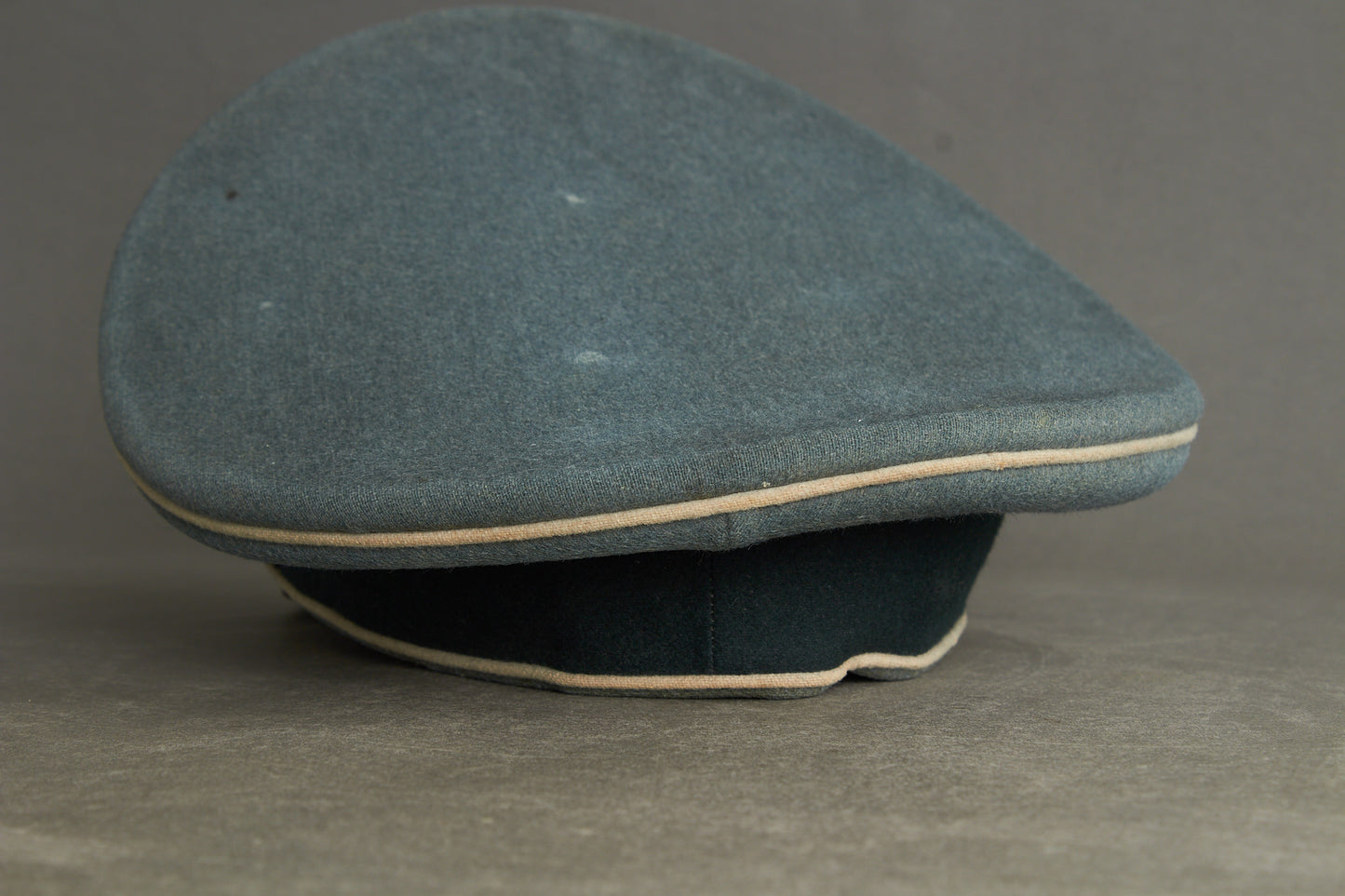 Wehrmacht Infanterie (Mannschaften/Unteroffiziere) Visor Cap. Original.