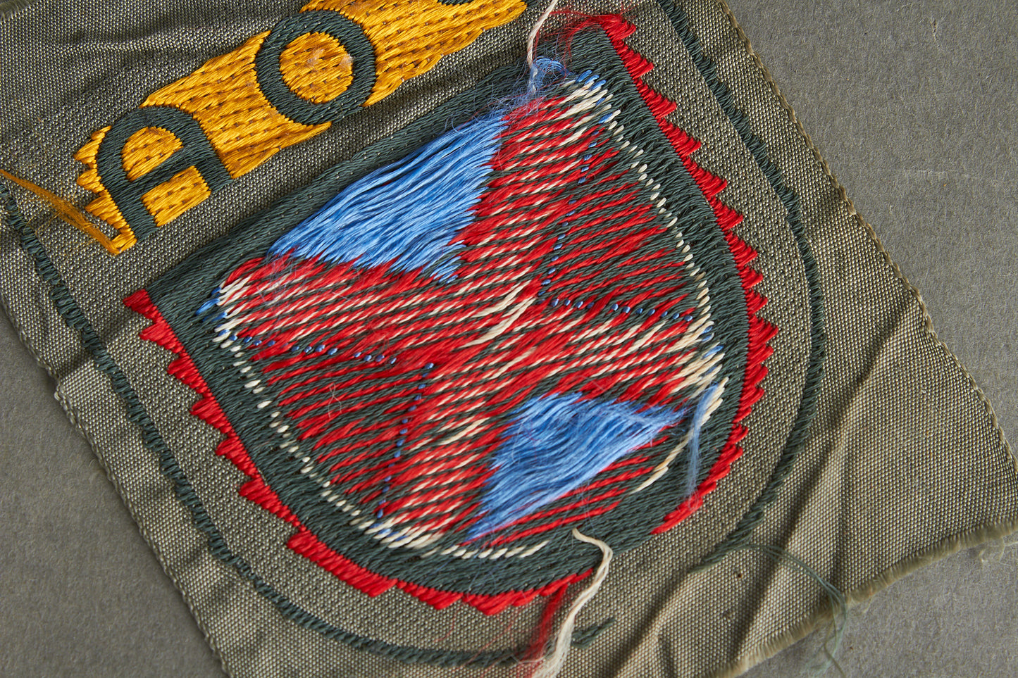 Wehrmacht POA (Russischen Befreiungsarmee) "Ärmelschild" Sleeve Shield Insignia. Original