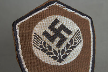 RADwJ (Reichsarbeitsdienst der weiblichen Jugend) "Ärmelschild" Sleeve Shield Insignia. Original.