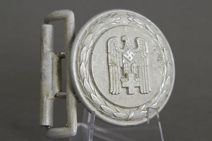DRK (Deutsches Rotes Kreuz) Officers Belt Buckle "Feldbindeschloss". Original.