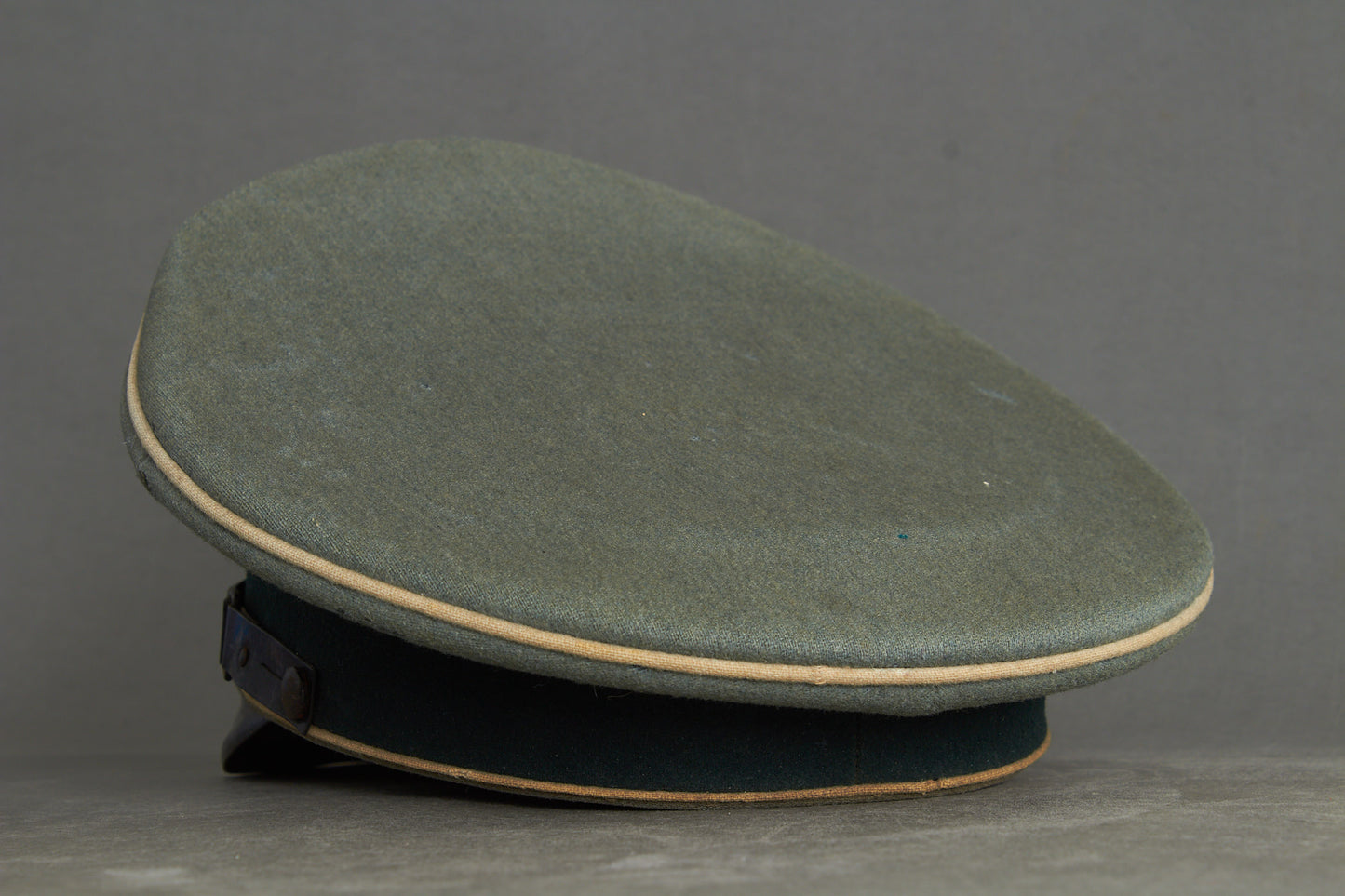 Wehrmacht Infanterie (Mannschaften/Unteroffiziere) Visor Cap. Original.