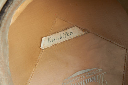Wehrmacht Infanterie (Mannschaften/Unteroffiziere) Visor Cap. Original.