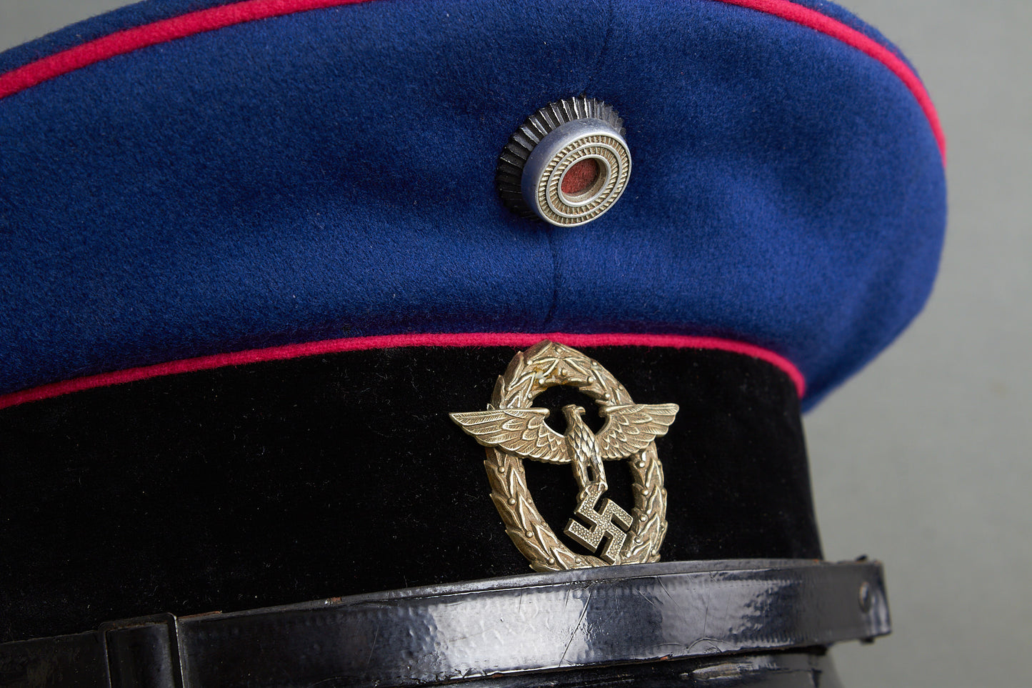 Early Feuerschutzpolizei (Mannschaften/Unteroffiziere) Visor Cap. Original.