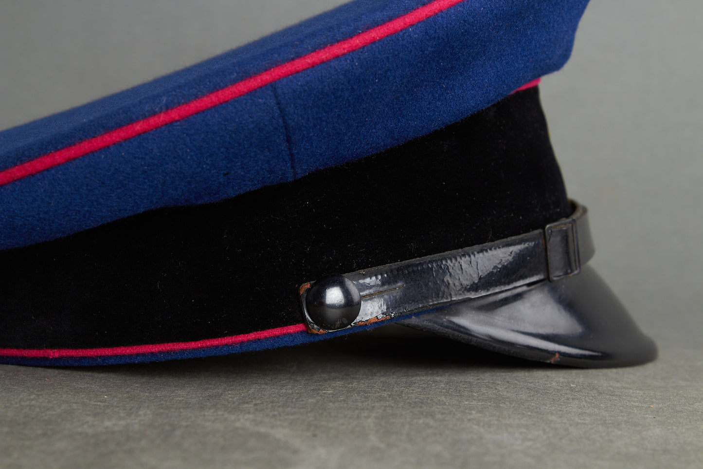 Early Feuerschutzpolizei (Mannschaften/Unteroffiziere) Visor Cap. Original.