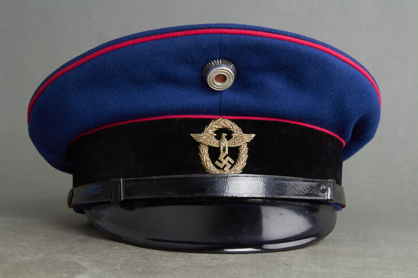 Early Feuerschutzpolizei (Mannschaften/Unteroffiziere) Visor Cap. Original.