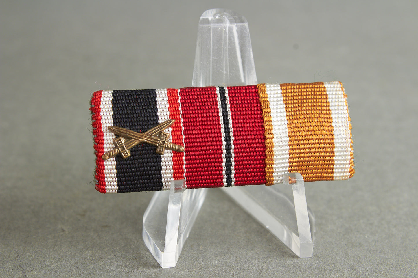 3-Place Ribbon Bar. Original.