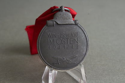 "Winterschlacht im Osten" Medal. Maker marked "13". Original.