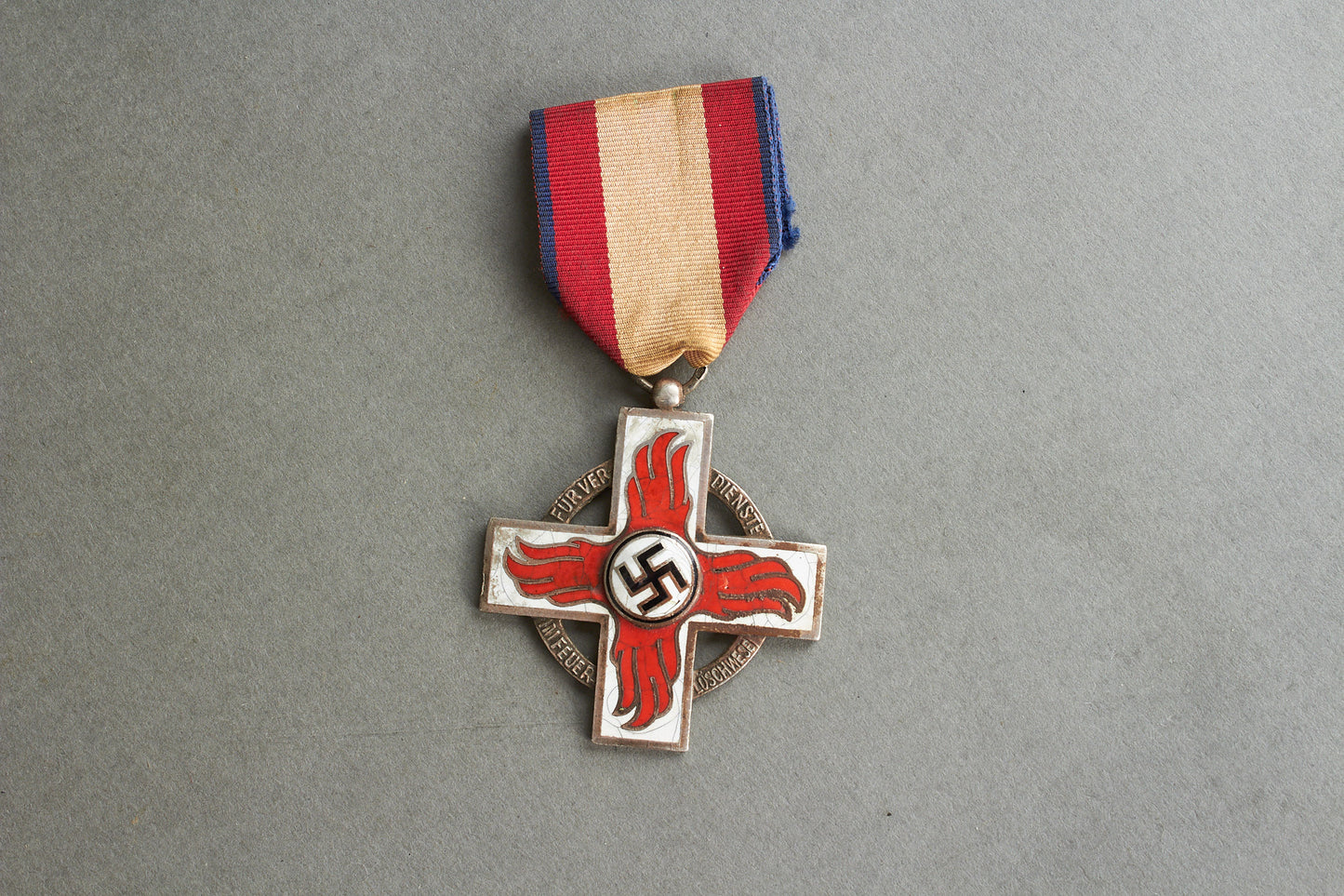 "Feuerwehr Ehrenzeichen" 2. Class. Original.