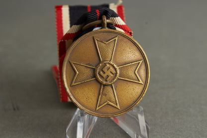 "Kriegsverdienstmedaille". Original.