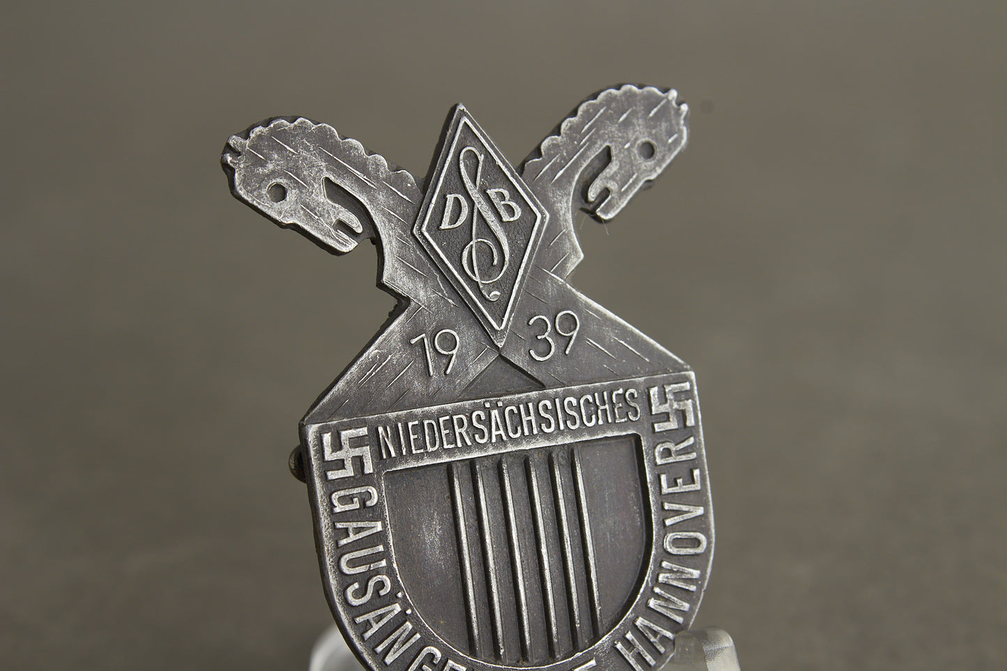 DSB (Deutscher Sängerbund) "Gausängerfest Hannover 1939" Tinnie. Original.