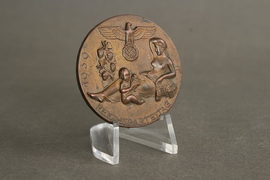 Heavy/Deluxe version of the "Reichsparteitag 1939" Tinnie. Original.