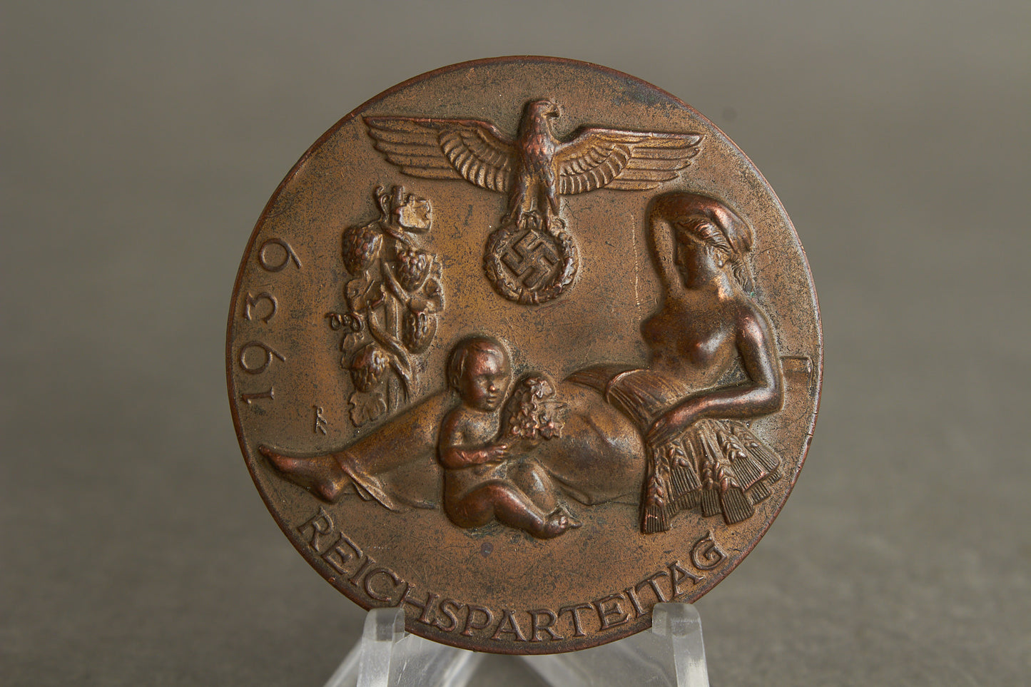 Heavy/Deluxe version of the "Reichsparteitag 1939" Tinnie. Original.