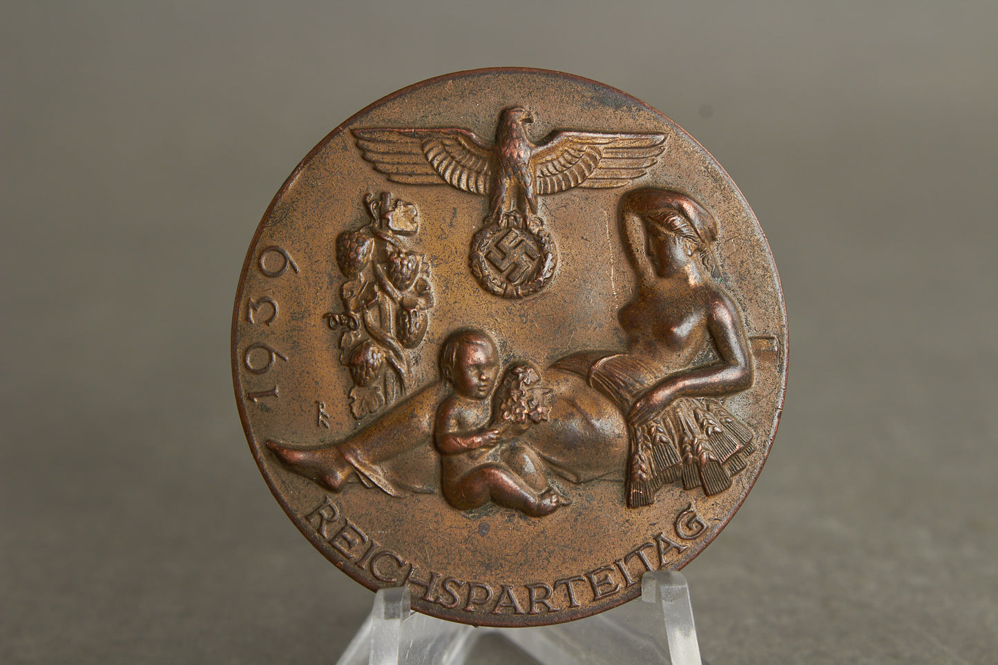 Heavy/Deluxe version of the "Reichsparteitag 1939" Tinnie. Original.