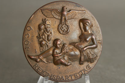 Heavy/Deluxe version of the "Reichsparteitag 1939" Tinnie. Original.