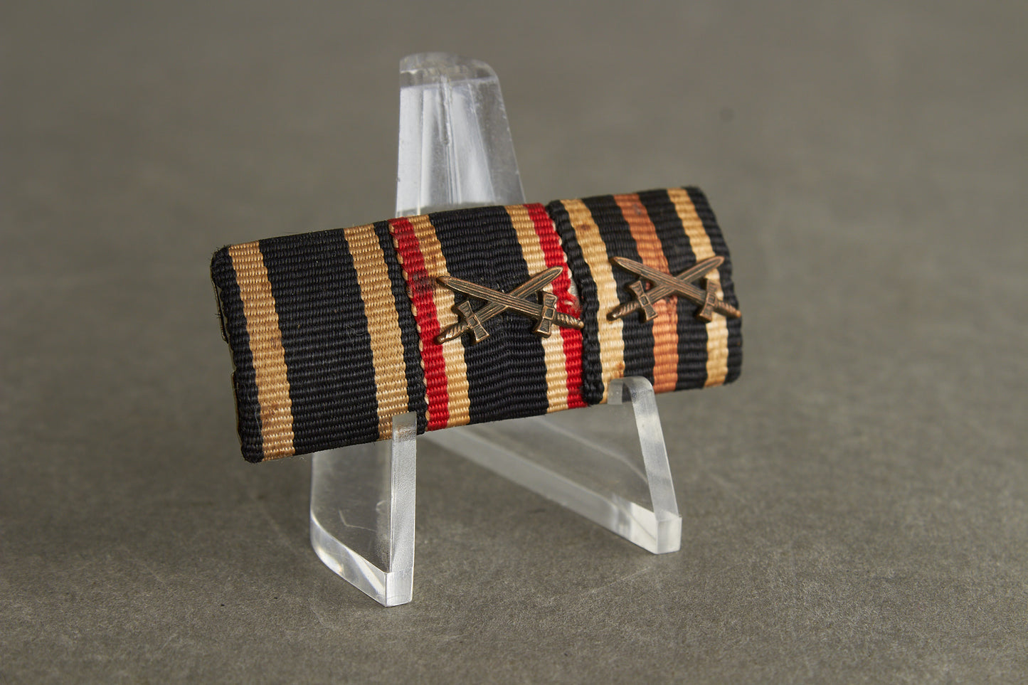 3-Place Ribbon Bar. Original.