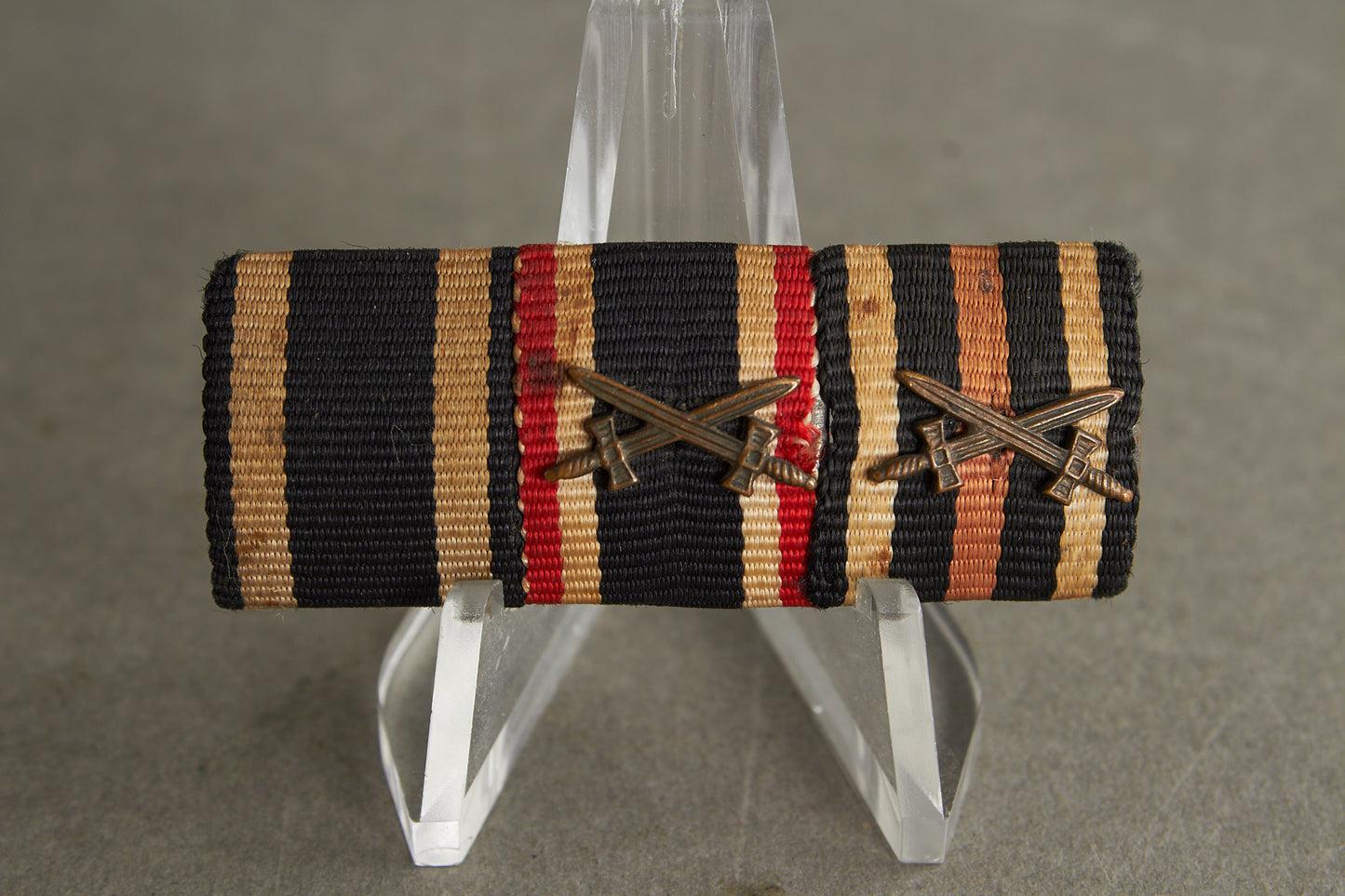 3-Place Ribbon Bar. Original.