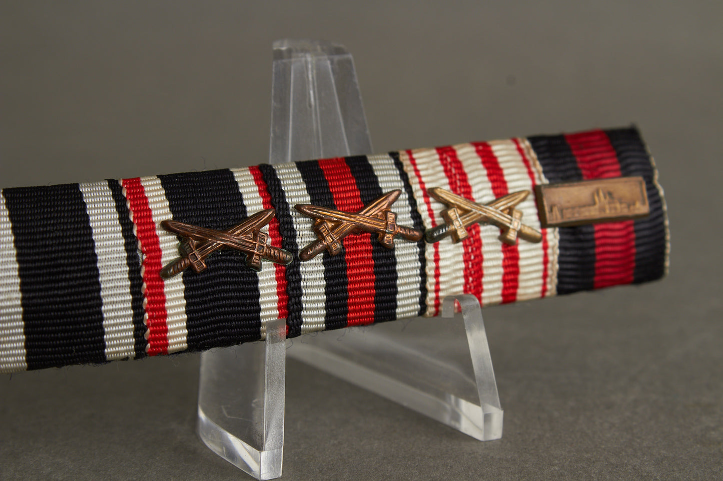 5-Place Ribbon Bar. Original.