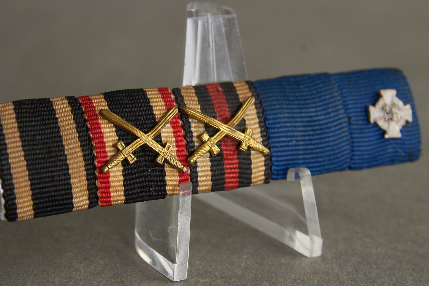 5-Place Ribbon Bar. Original.