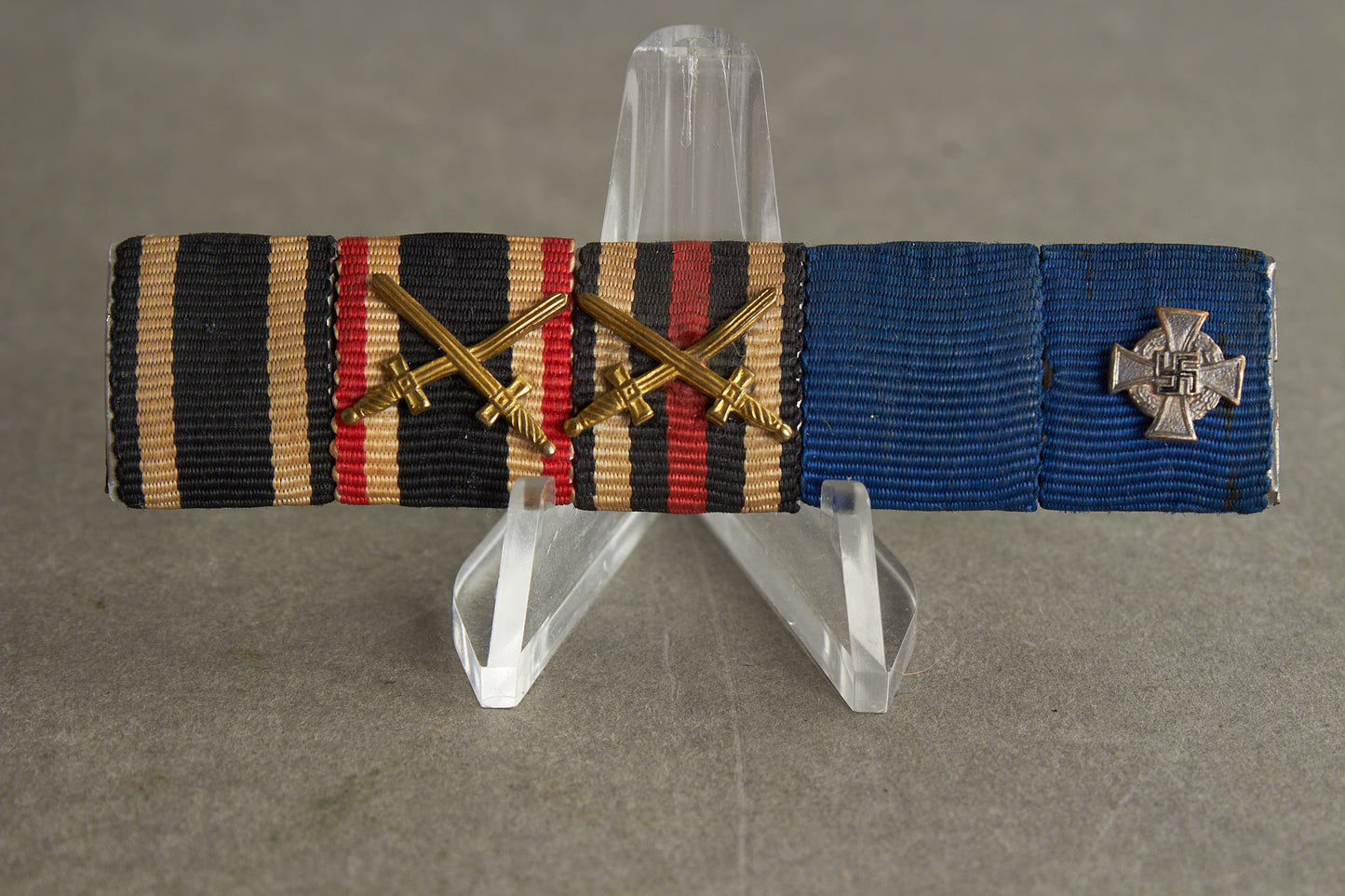 5-Place Ribbon Bar. Original.