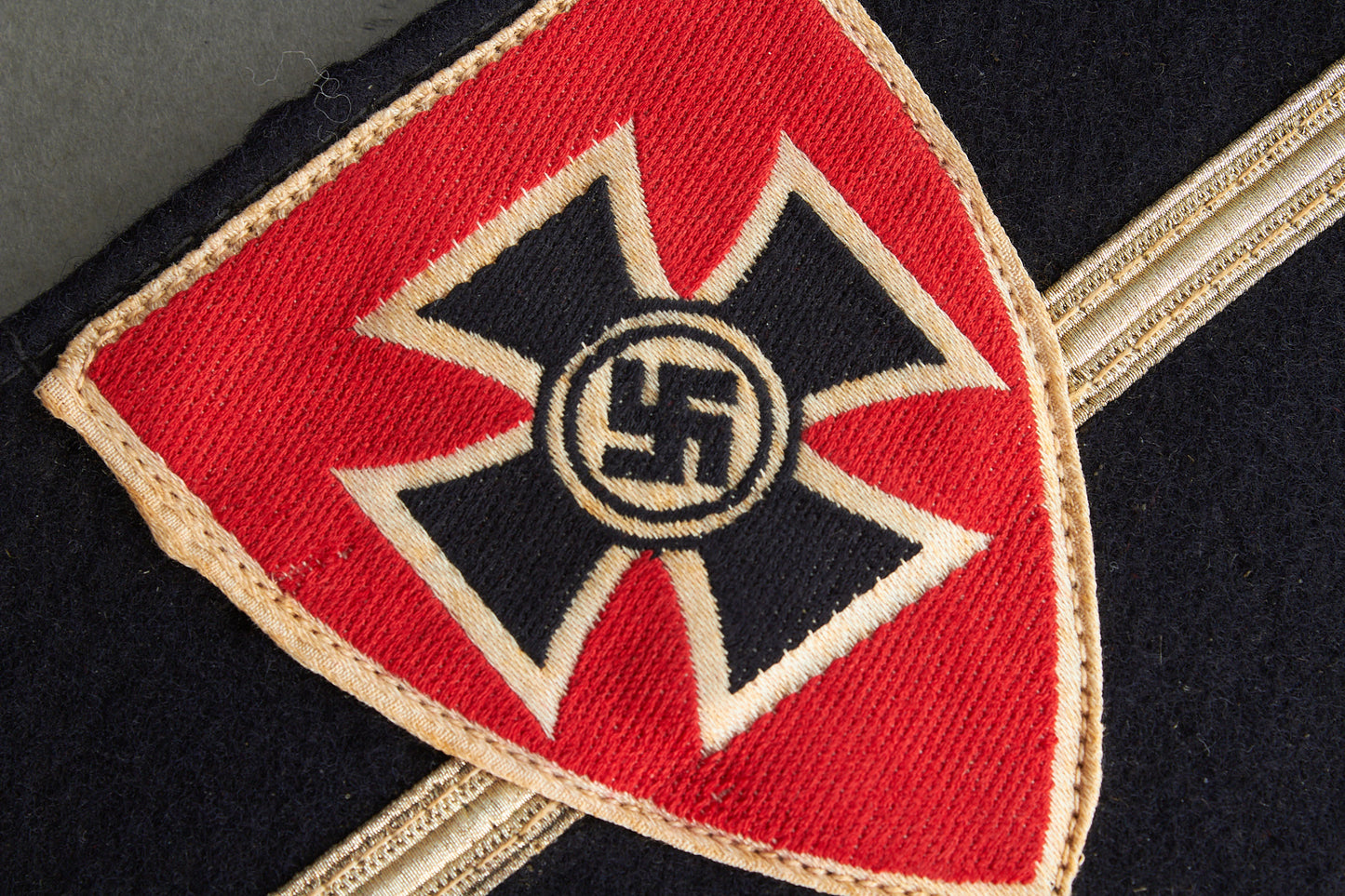NSRKB "Nationalsozialistischer Reichskriegerbund" Leaders Armband. Original.