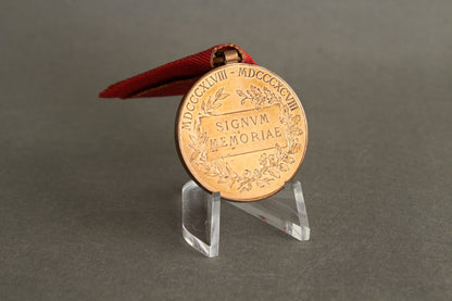 Austrian "Goldene Jubiläums-Erinnerungsmedaille 1898". Original.