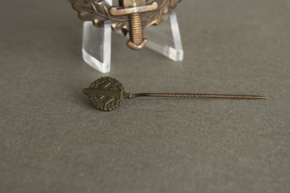 Numbered "SA-Sportabzeichen" in Bronze with miniature. 2. Model (1935-1938). Original.