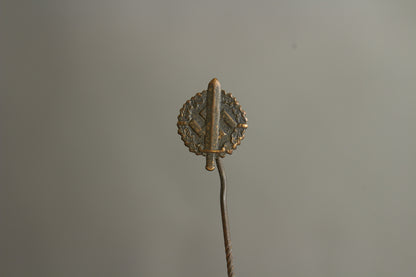 Numbered "SA-Sportabzeichen" in Bronze with miniature. 2. Model (1935-1938). Original.