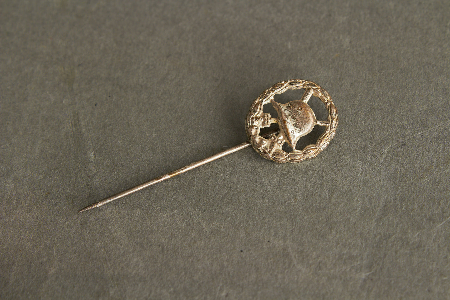 Miniature Wound Badge "Verwundetenabzeichen" in Silver. Original.