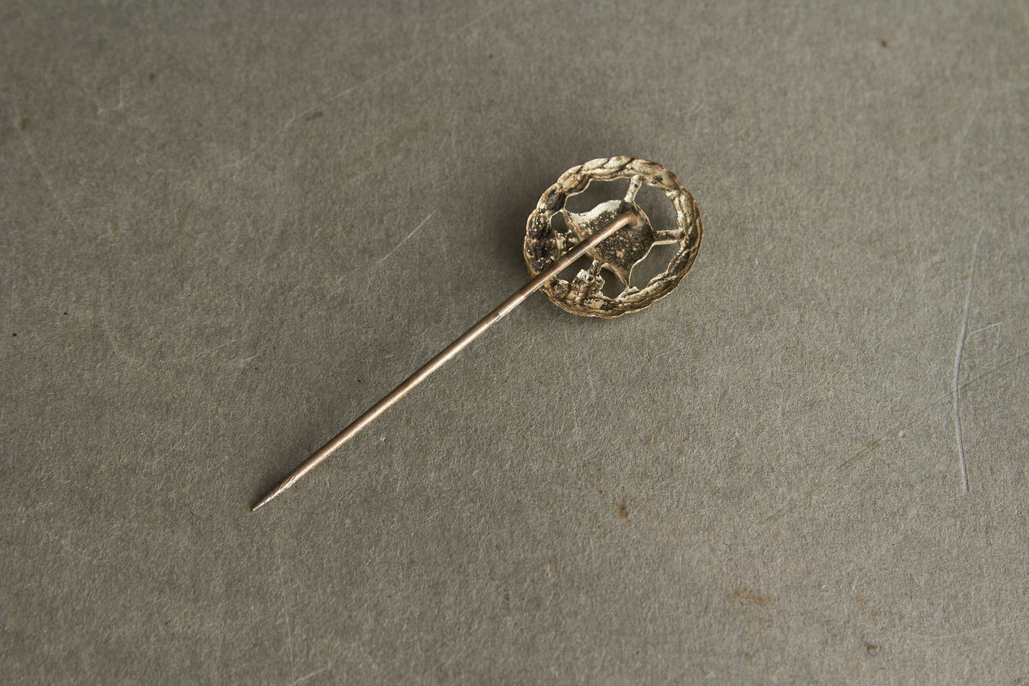 Miniature Wound Badge "Verwundetenabzeichen" in Silver. Original.