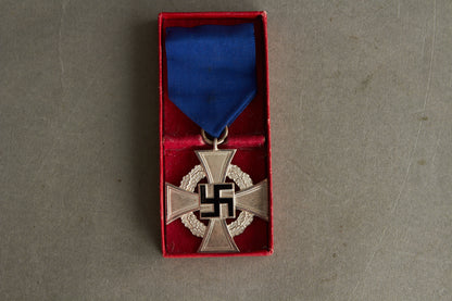 "Treudienst-Ehrenzeichen" 25 Year Service. In box. Original.