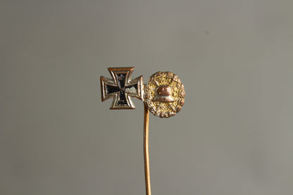 Miniature Iron Cross & Wound badge in Gold miniature stickpin. Original.