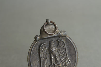 "Winterschlacht im Osten" Medal. Unmarked. Original.