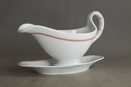 Large Kriegsmarine "Gravy Boat" in white porcelain. Hard to find. Original.