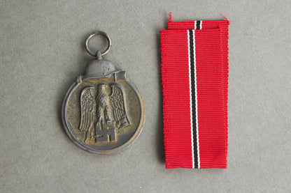 "Winterschlacht im Osten" Medal. Unmarked. Original.