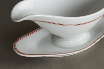 Large Kriegsmarine "Gravy Boat" in white porcelain. Hard to find. Original.