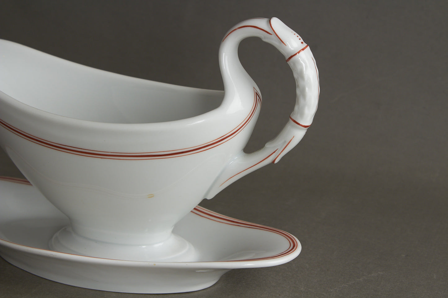 Large Kriegsmarine "Gravy Boat" in white porcelain. Hard to find. Original.