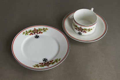 Matching set of "Patriotische Kaffeetasse & Teller" Commemorative Coffee Cup and Plate. Bright colors and no damages. Original.