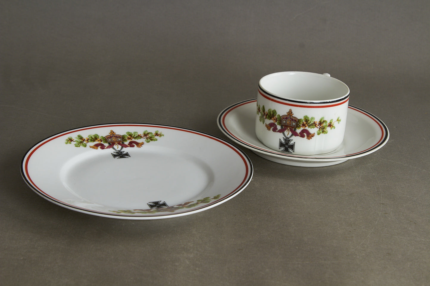 Matching set of "Patriotische Kaffeetasse & Teller" Commemorative Coffee Cup and Plate. Bright colors and no damages. Original.