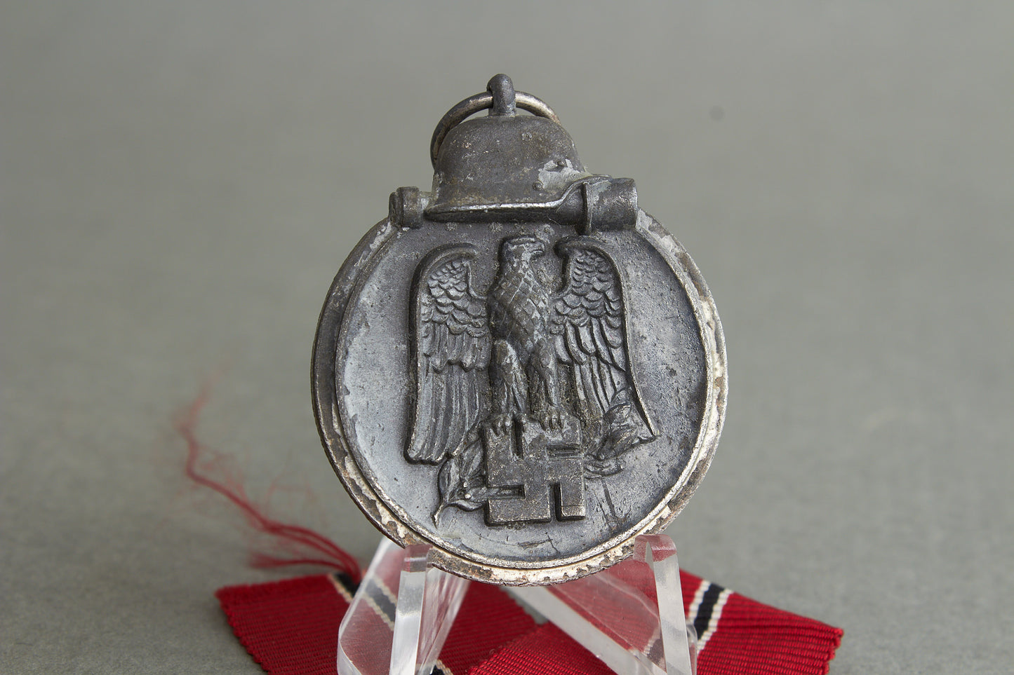 "Winterschlacht im Osten" Medal. Unmarked. Original.