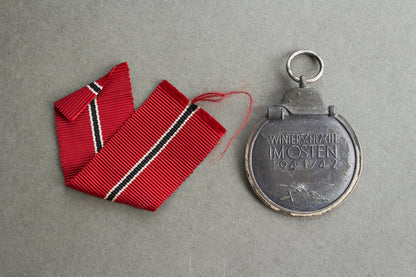 "Winterschlacht im Osten" Medal. Unmarked. Original.