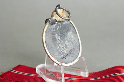 "Winterschlacht im Osten" Medal. Unmarked. Original.