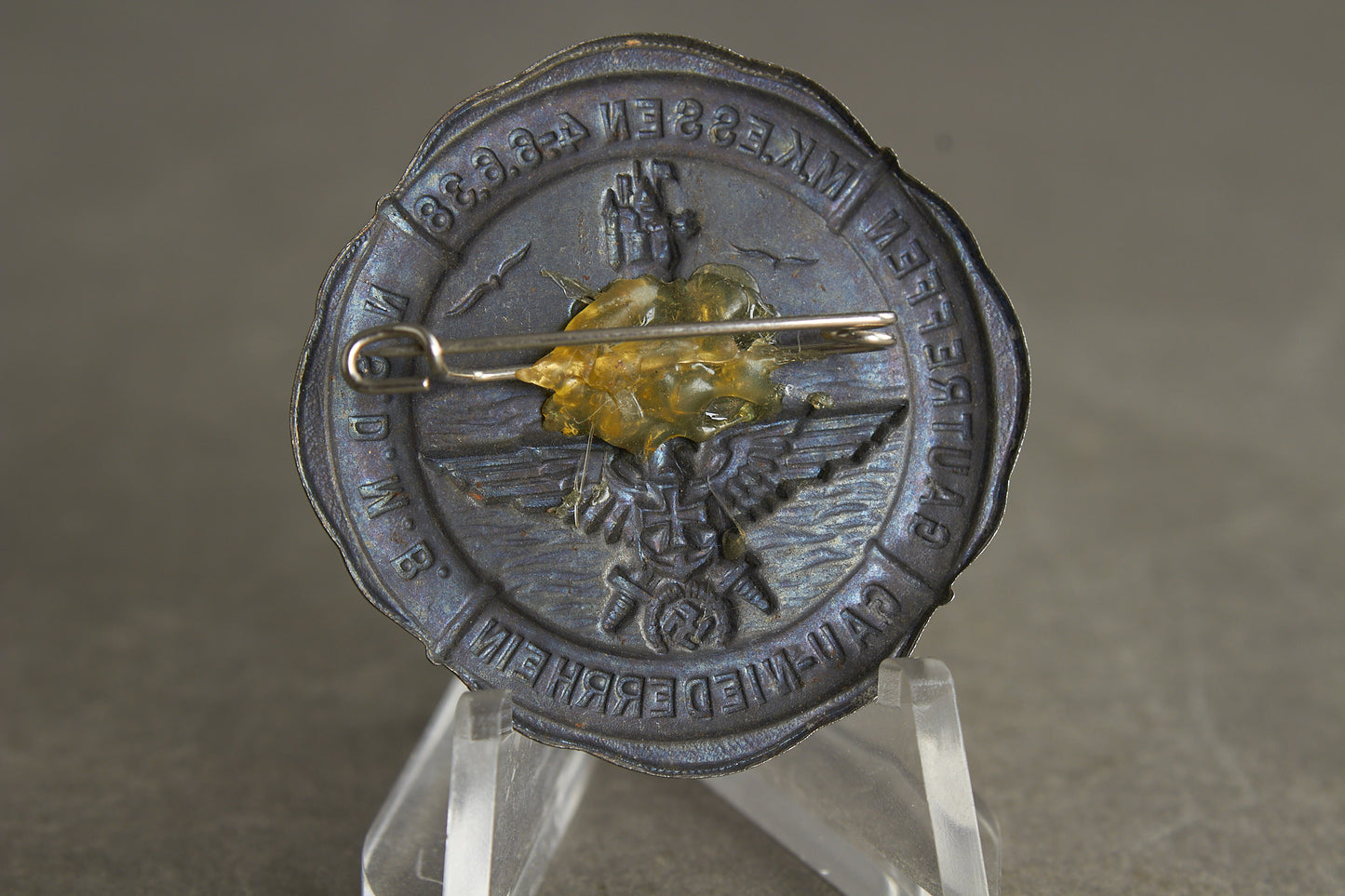 N.S.D.M.B. (Nationalsozialistischer Deutscher Marinebund) Tinnie. Repaired Needle. Original.